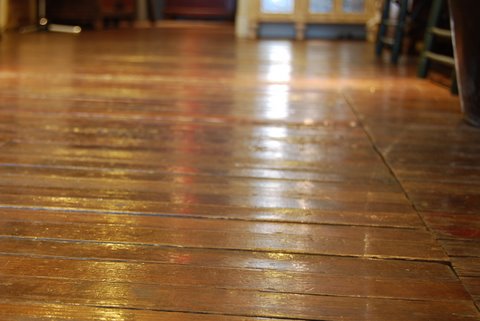 The Gaston - Cherry Plank